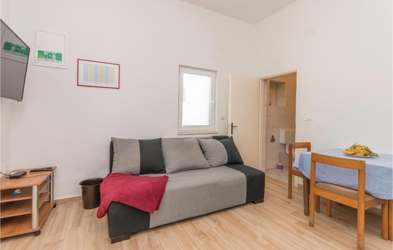 Apartments In Turanj, 20M From The Beach Sukošan Dış mekan fotoğraf