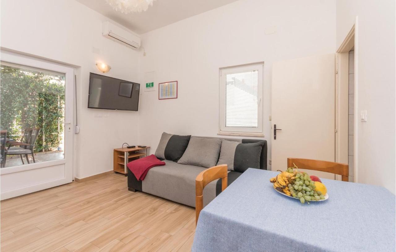 Apartments In Turanj, 20M From The Beach Sukošan Dış mekan fotoğraf