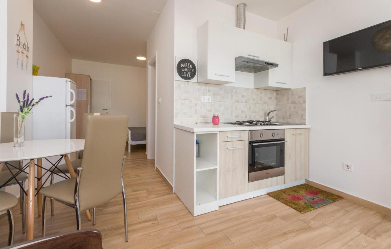 Apartments In Turanj, 20M From The Beach Sukošan Dış mekan fotoğraf